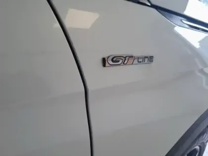 Photo 5 Peugeot 5008  1.5 BlueHDi 130ch E6.c GT Line S&S 7cv