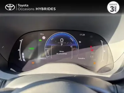 Photo 13 Toyota Yaris  Cross 116h Dynamic MC24