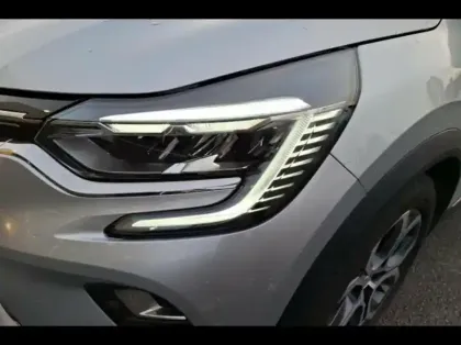 Photo 13 Renault Captur  1.6 E-Tech hybride 145ch Techno