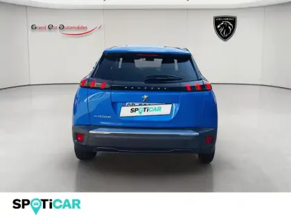 Photo 18 Peugeot 2008  e- 136ch Allure