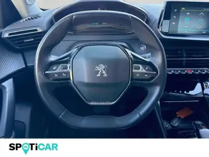 Photo 27 Peugeot 2008  e- 136ch Allure