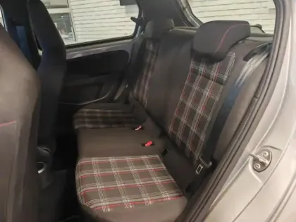 Photo 6 Volkswagen Up ! 1.0 115ch BlueMotion Technology GTI 5p