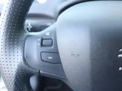 Photo 14 Peugeot 2008  1.2 PureTech 110ch Crossway S&S