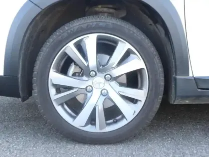 Photo 10 Peugeot 2008  1.2 PureTech 110ch Crossway S&S