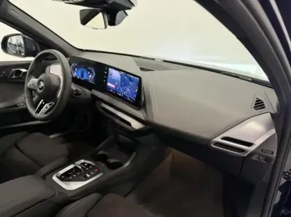 Photo 7 BMW Serie 1 Série 1 120A 170ch M Sport DKG7