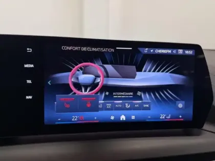 Photo 12 BMW Serie 1 Série 1 120A 170ch M Sport DKG7