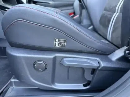 Photo 12 Ford Puma  1.0 EcoBoost Hybrid 170ch ST S&S Powershift