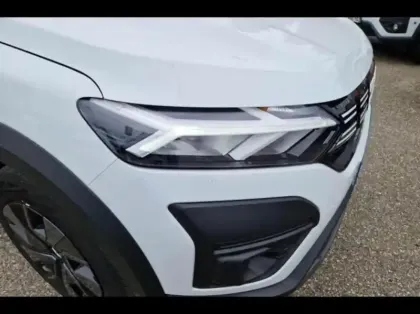 Photo 14 Dacia Sandero  1.0 TCe 90ch Stepway Essential -24