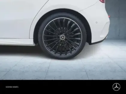Photo 10 Mercedes Classe A  180 d 116ch AMG Line 8G-DCT