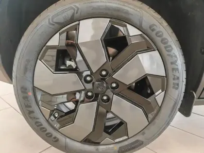 Photo 5 Suzuki Vitara  174ch 61kWh Style