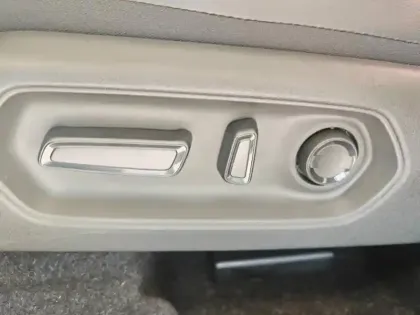 Photo 14 Suzuki Vitara  174ch 61kWh Style