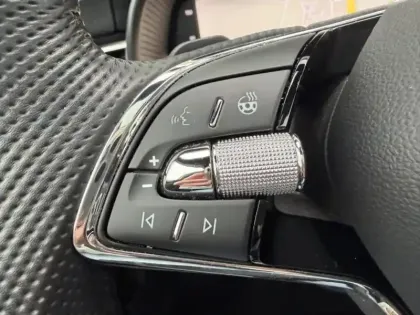 Photo 12 Skoda Kamiq  1.0 TSI Evo 110ch Monte-Carlo DSG7