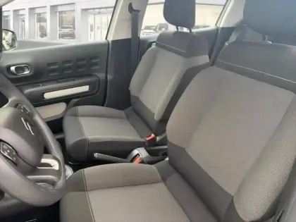 Photo 13 Citroën C3  1.2 PureTech 83ch S&S YOU!