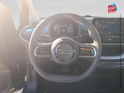 Photo 11 Fiat 500  e 118ch Icône