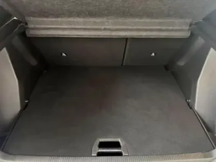 Photo 5 Peugeot 2008  1.2 Hybrid 145ch Allure e-DCS6