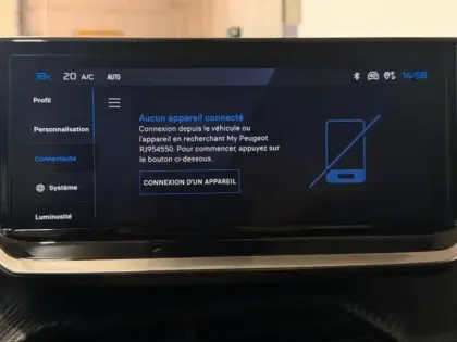 Photo 14 Peugeot 2008  1.2 Hybrid 145ch Allure e-DCS6