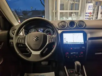 Photo 10 Suzuki Vitara  1.4 Boosterjet Hybrid 110ch Privilège Auto MY25