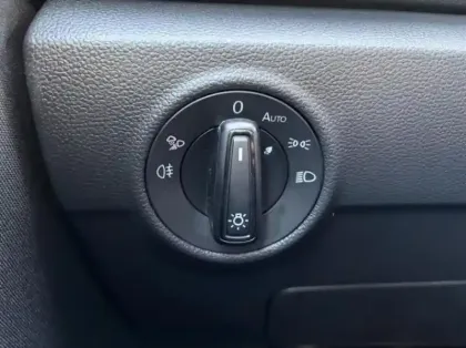 Photo 13 Volkswagen T-roc  1.0 TSI 110ch Life