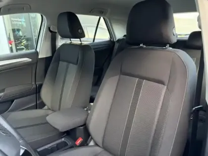 Photo 11 Volkswagen T-roc  1.0 TSI 110ch Life