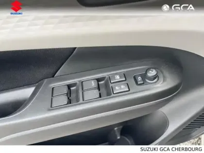 Photo 11 Suzuki Swift  1.2 Hybrid 83ch Pack AllGrip