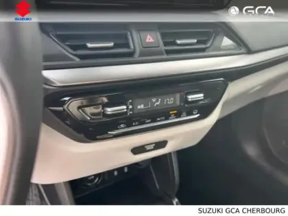 Photo 10 Suzuki Swift  1.2 Hybrid 83ch Pack AllGrip