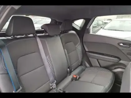 Photo 10 Renault Captur  1.6 E-Tech full hybrid 145ch esprit Alpine