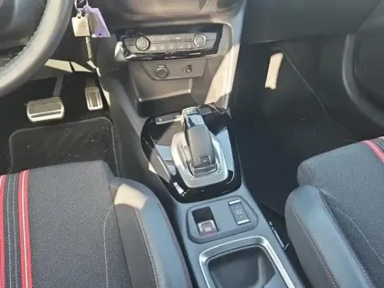 Photo 8 Opel Corsa Gén. VI Ph1 GS Line 5