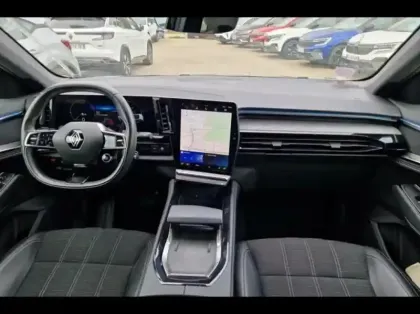 Photo 8 Renault Austral  1.3 TCe mild hybrid 160ch Techno auto - 23