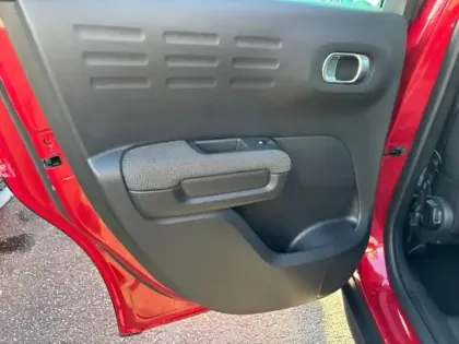 Photo 11 Citroën C3 Aircross  PureTech 110ch S&S Shine