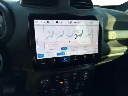 Photo 13 Jeep Renegade  1.5 Turbo T4 130ch MHEV Summit BVR7