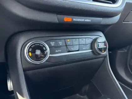 Photo 15 Ford Fiesta Gén. V Ph1 Evo ST-Pack 5