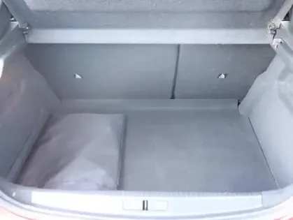 Photo 5 Peugeot 208  e- 136ch GT