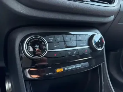 Photo 15 Ford Puma Gén. II Ph1 ST-Line X Vivid Ruby 5