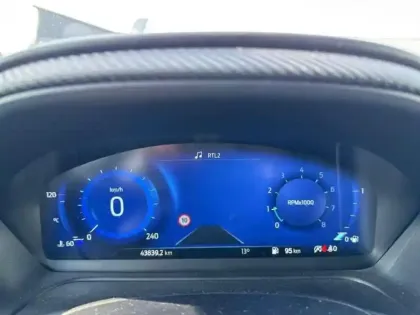 Photo 11 Ford Puma Gén. II Ph1 ST-Line X Vivid Ruby 5