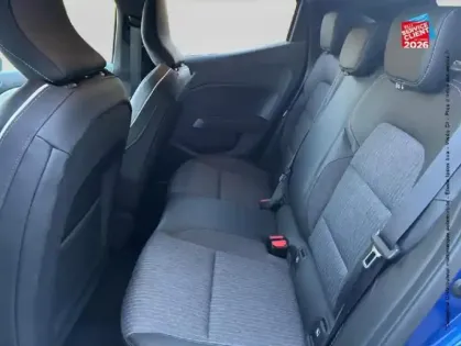 Photo 10 Renault Clio  1.6 E-Tech hybride 145ch Techno Camera GPS