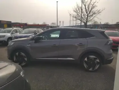 Photo 23 Renault Symbioz  1.6 E-Tech full hybrid 145ch Iconic