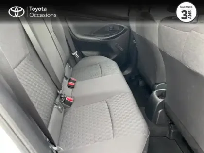 Photo 6 Toyota Yaris  70 VVT-i Dynamic 5p MY22