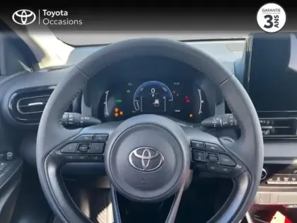 Photo 10 Toyota Yaris  116h Design 5p MY25