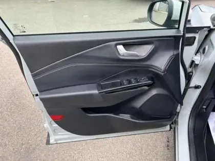 Photo 10 Ford Puma  1.0 EcoBoost Hybrid 125ch Titanium S&S Powershift