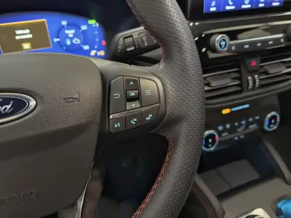 Photo 16 Ford Kuga 2.5 Duratec 190ch FHEV E85 ST-Line BVA