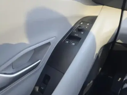 Photo 20 Ford Explorer 286ch Extended Range 77kWh Pack Premium RWD