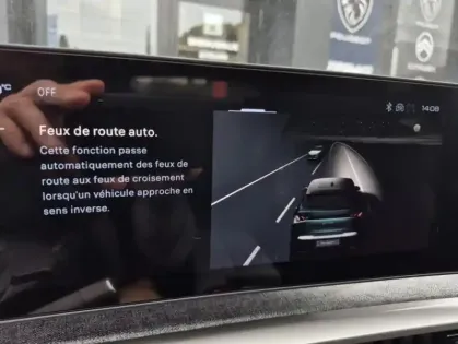 Photo 35 Peugeot 3008 III 1.2 HYBRID 145 E-DCS6 GT EXCLUSIVE