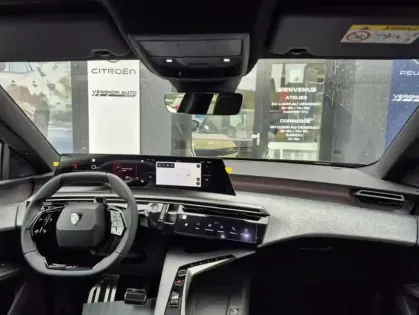 Photo 24 Peugeot 3008 III 1.2 HYBRID 145 E-DCS6 GT EXCLUSIVE