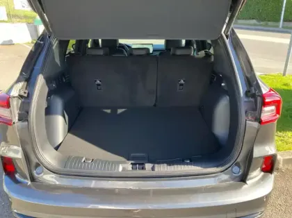 Photo 10 Ford Kuga 2.5 Duratec 180ch Hybrid FlexiFuel ST-Line X Powershift