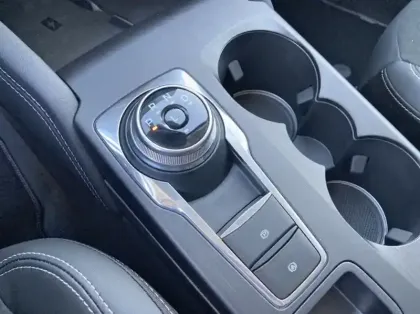 Photo 7 Ford Kuga 2.5 Duratec 180ch Hybrid FlexiFuel Active X Powershift