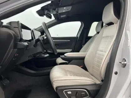 Photo 11 Renault Megane E-Tech Electric EV60 220ch Iconic super charge + Pompe à chaleur