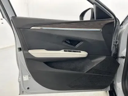 Photo 10 Renault Megane E-Tech Electric EV60 220ch Iconic super charge + Pompe à chaleur