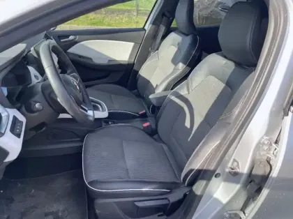 Photo 9 Renault Clio 1.6 E-Tech 145ch full hybrid Techno