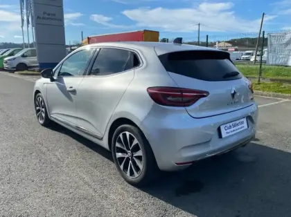 Photo 12 Renault Clio 1.6 E-Tech 145ch full hybrid Techno