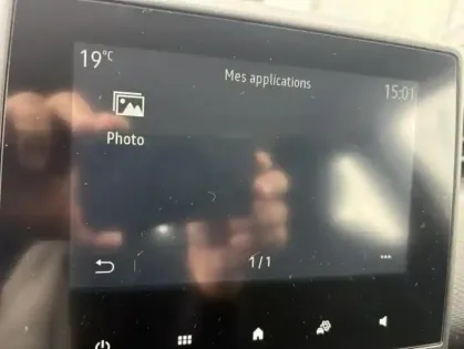 Photo 19 Renault Clio Gén. V (BJA) Ph1 Business 5